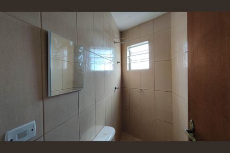 Banheiro de apartamento para alugar com 1 quarto, 45m² em Vila Santa Margarida, Ferraz de Vasconcelos