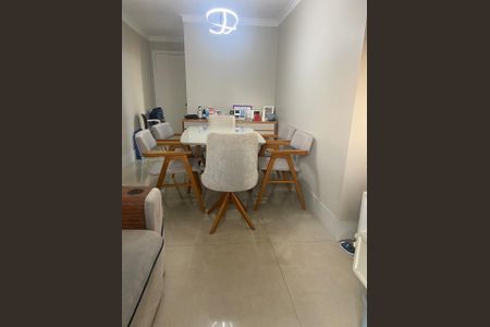 Apartamento à venda com 63m², 3 quartos e 1 vaga Apartamento à venda com 63m², 3 quartos e 1 vagaSala
