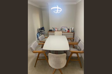 Apartamento à venda com 63m², 3 quartos e 1 vaga Apartamento à venda com 63m², 3 quartos e 1 vagaSala