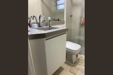 Apartamento à venda com 63m², 3 quartos e 1 vaga Apartamento à venda com 63m², 3 quartos e 1 vagaBanheiro