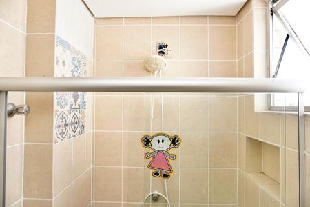 Banheiro Social de apartamento à venda com 3 quartos, 132m² em Coração Eucarístico, Belo Horizonte