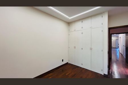 Casa à venda com 3 quartos, 295m² em Jardim das Paineiras, Campinas