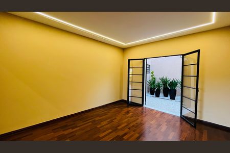 Casa à venda com 3 quartos, 295m² em Jardim das Paineiras, Campinas