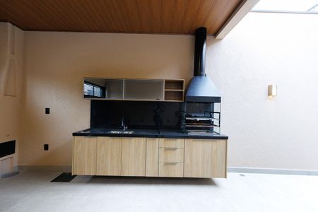 Casa à venda com 175m², 3 quartos e 1 vaga