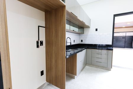 Casa à venda com 175m², 3 quartos e 1 vaga