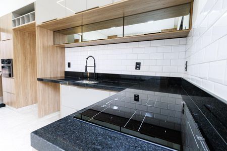 Casa à venda com 175m², 3 quartos e 1 vaga