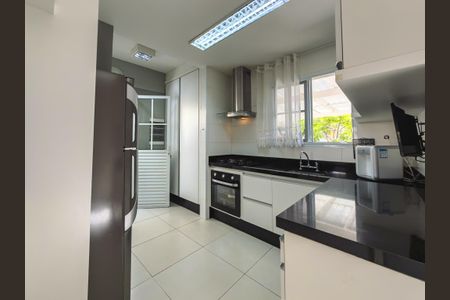 Cozinha de casa de condomínio à venda com 3 quartos, 150m² em Casa Bella Bosque Residencial, Indaiatuba