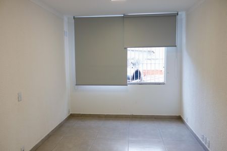 Sala/Quarto de kitnet/studio para alugar com 1 quarto, 20m² em Centro, Osasco