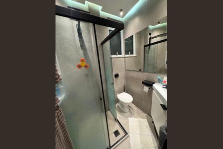 Banheiro de apartamento à venda com 2 quartos, 80m² em Copacabana, Rio de Janeiro