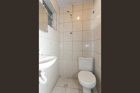 Banheiro  de casa para alugar com 2 quartos, 90m² em Vila Solange, São Paulo