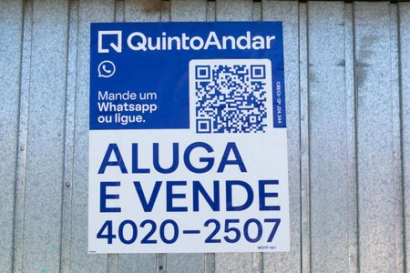 Placa  de casa para alugar com 2 quartos, 90m² em Vila Solange, São Paulo