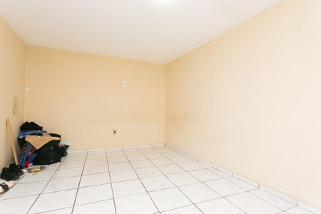 Quarto 2 de casa para alugar com 2 quartos, 90m² em Vila Solange, São Paulo