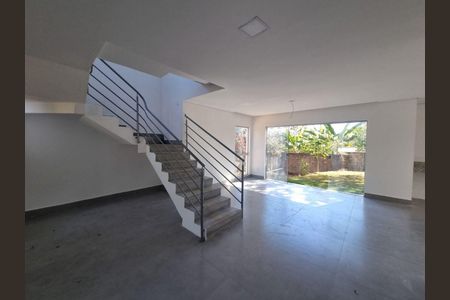 Casa à venda com 4 quartos, 400m² em Joá, Lagoa Santa