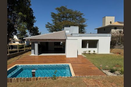 Casa à venda com 3 quartos, 1000m² em Francisco Pereira, Lagoa Santa