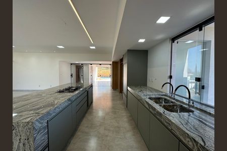 Casa à venda com 3 quartos, 1000m² em Francisco Pereira, Lagoa Santa