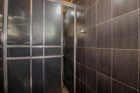 Banheiro de casa para alugar com 3 quartos, 85m² em Jardim Carvalho, Porto Alegre