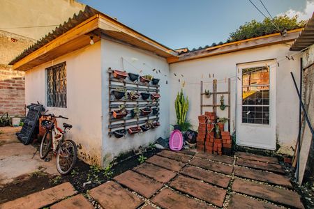 Fachada de casa para alugar com 3 quartos, 85m² em Jardim Carvalho, Porto Alegre