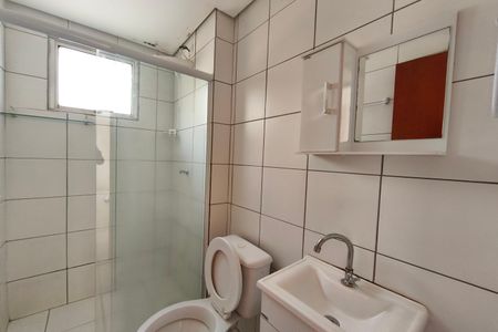 Banheiro de apartamento para alugar com 2 quartos, 42m² em Loteamento Parque Centenario, Campinas