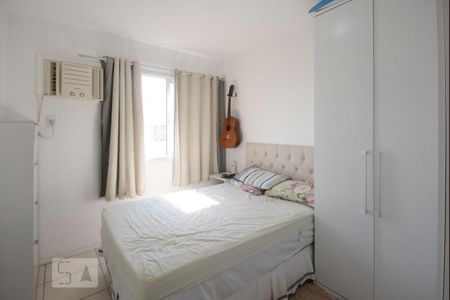 Quarto 1 de apartamento para alugar com 2 quartos, 60m² em Taquara, Rio de Janeiro