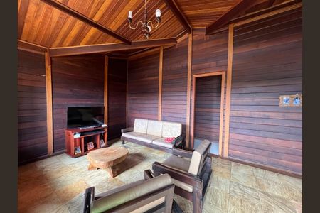 Casa à venda com 3 quartos, 1200m² em Condados da Lagoa, Lagoa Santa