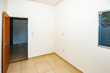 Quarto 1 de casa para alugar com 2 quartos, 60m² em Conjunto California, Belo Horizonte