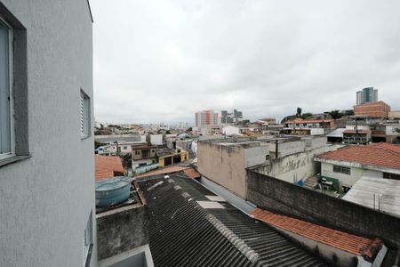 Sala/Cozinha de apartamento para alugar com 2 quartos, 45m² em Vila Nhocuné, São Paulo