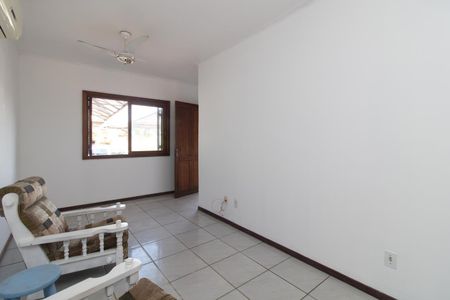 Sala de casa à venda com 3 quartos, 150m² em Hípica, Porto Alegre