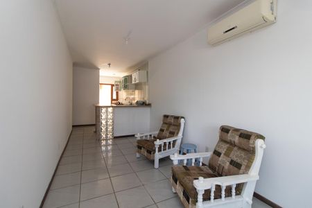 Sala de casa para alugar com 3 quartos, 150m² em Hípica, Porto Alegre