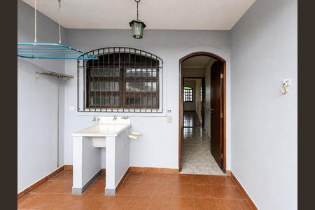 Área de serviço de casa à venda com 2 quartos, 113m² em Vila Clarice, São Paulo
