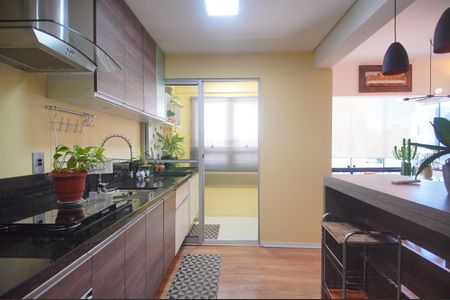 Cozinha de apartamento à venda com 2 quartos, 90m² em Pátria Nova, Novo Hamburgo