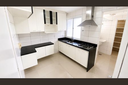 Cozinha de apartamento para alugar com 2 quartos, 85m² em Setor Bueno, Goiânia