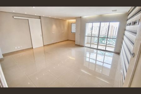 Apartamento para alugar com 2 quartos, 85m² em Setor Bueno, Goiânia