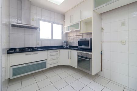 Apartamento à venda com 101m², 3 quartos e 2 vagas Apartamento à venda com 101m², 3 quartos e 2 vagasCozinha