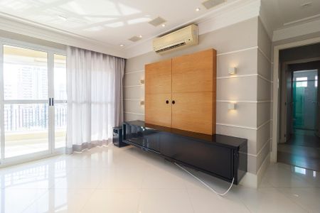 Sala de apartamento para alugar com 3 quartos, 101m² em Chácara Santo Antônio (zona Sul), São Paulo