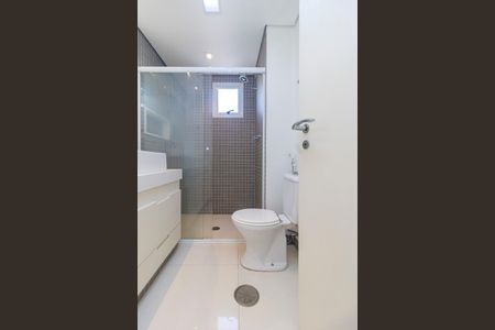 Apartamento à venda com 101m², 3 quartos e 2 vagas Apartamento à venda com 101m², 3 quartos e 2 vagasSuíte 1 - Banheiro