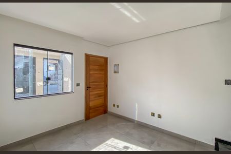 Casa à venda com 2 quartos, 65m² em Vila Ré, São Paulo