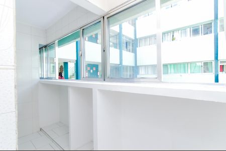 Área de Serviço de apartamento para alugar com 3 quartos, 63m² em Parque Cecap, Guarulhos