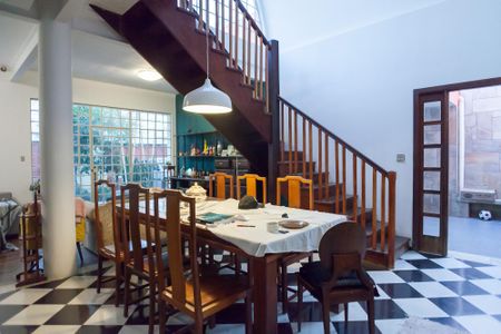 sala de casa à venda com 5 quartos, 245m² em Floresta, Belo Horizonte