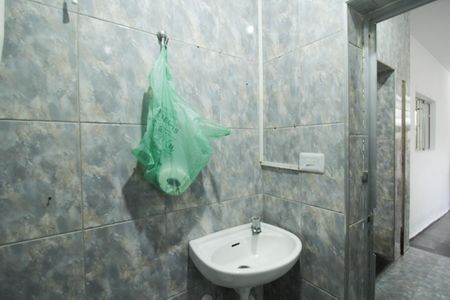 Banheiro de casa para alugar com 2 quartos, 50m² em Pirituba, São Paulo