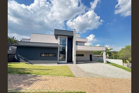 Casa à venda com 4 quartos, 303m² em Residencial Aziz Louveira, Vinhedo
