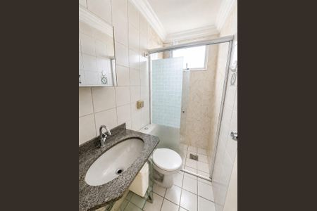 Banheiro de apartamento para alugar com 2 quartos, 75m² em Setor Bela Vista, Goiânia