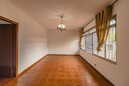 Casa para alugar com 4 quartos, 149m² em Jardim Oriental, São Paulo