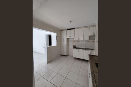 Casa de condomínio à venda com 177m², 2 quartos e 1 vaga Casa de condomínio à venda com 177m², 2 quartos e 1 vagaCozinha