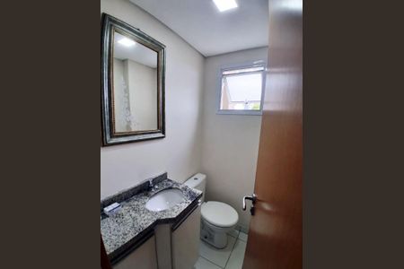 Banheiro de apartamento à venda com 3 quartos, 123m² em Vila Bocaina, Mauá