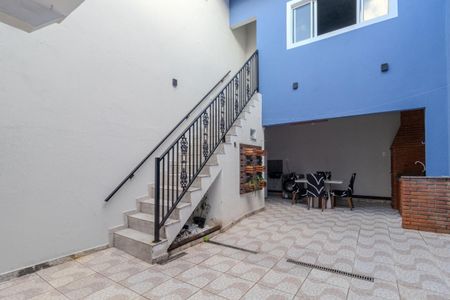 Casa à venda com 210m², 4 quartos e 4 vagas