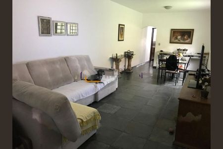 Casa à venda com 3 quartos, 135m² em Jardim Umarizal, São Paulo