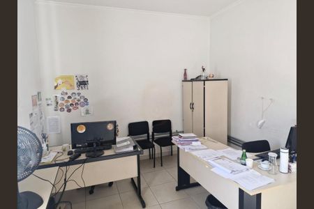 Casa à venda com 3 quartos, 350m² em Parque São Jorge, São Paulo