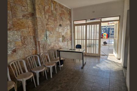 Casa à venda com 3 quartos, 350m² em Parque São Jorge, São Paulo