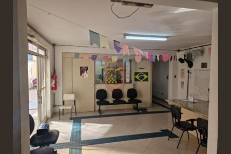 Casa à venda com 3 quartos, 350m² em Parque São Jorge, São Paulo