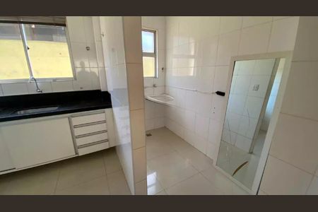 Cozinha de apartamento para alugar com 3 quartos, 150m² em Estoril, Belo Horizonte